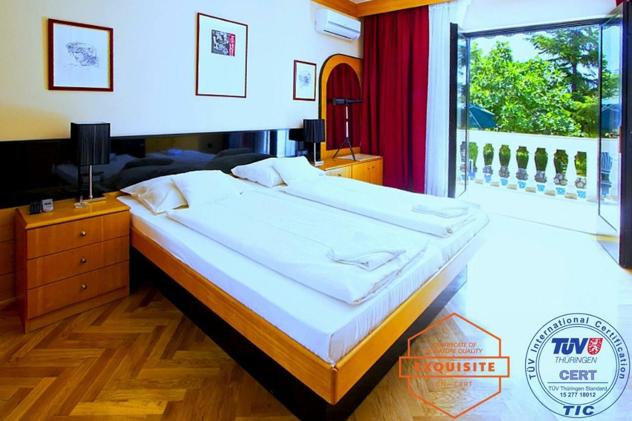 Villa Kovach Krk Town Extérieur photo