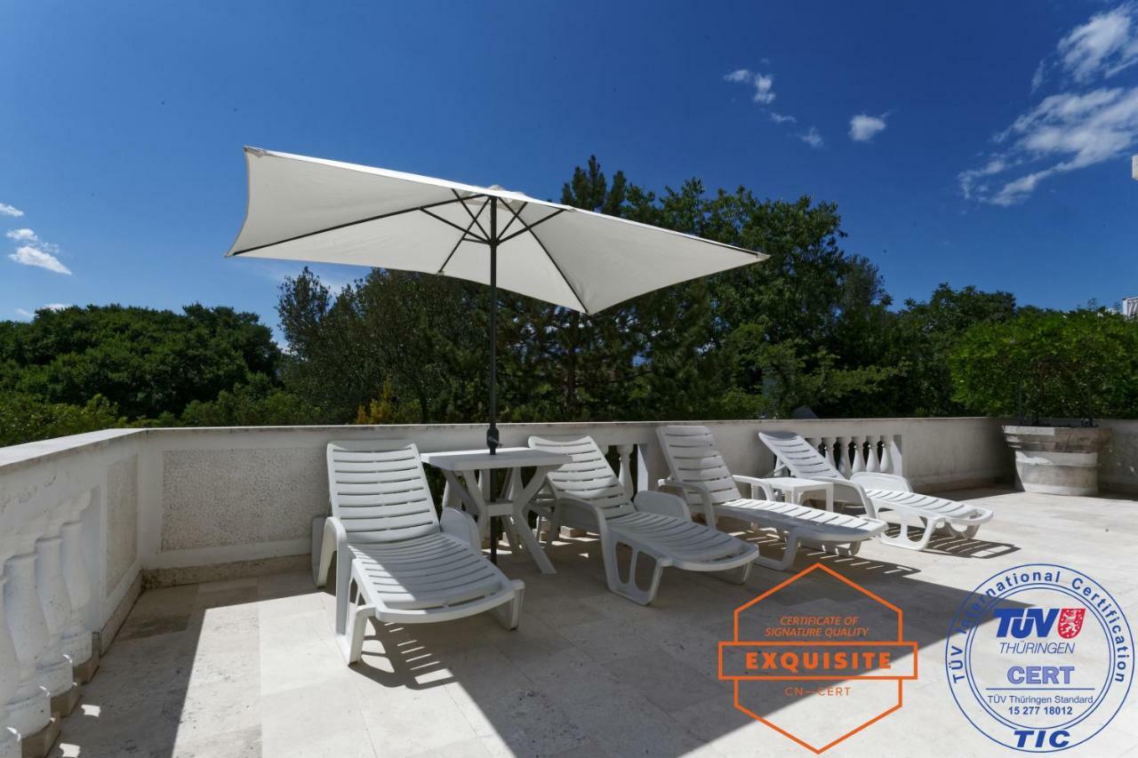 Villa Kovach Krk Town Extérieur photo
