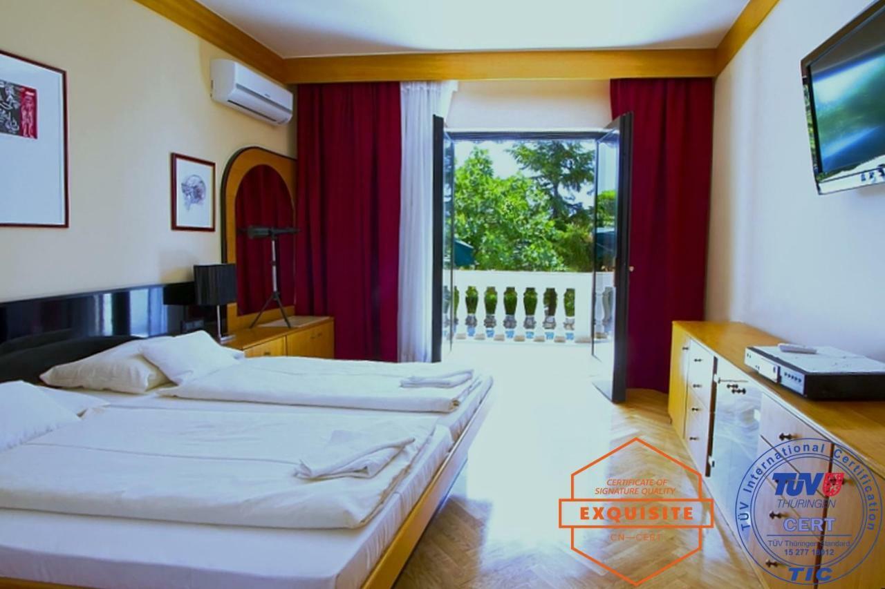 Villa Kovach Krk Town Extérieur photo
